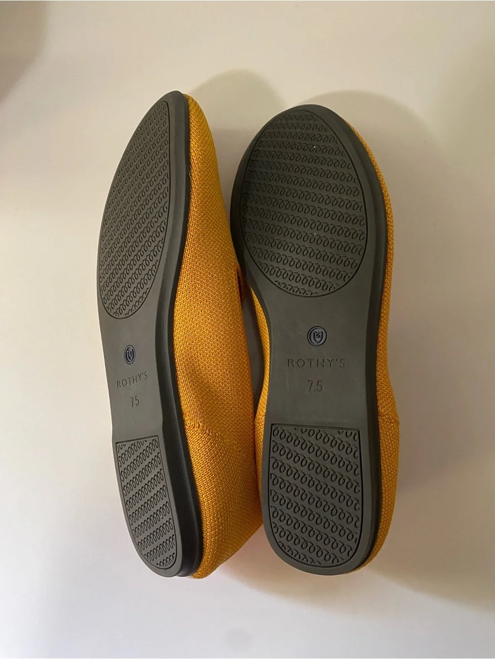 Rothys Lemondrop Yellow Round Toe Knit Flats Slip On Women’s Size US 7.5